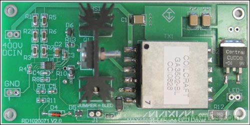 LED驅(qū)動(dòng)器參考設(shè)計(jì)，1.9英寸 x 3.9英寸，雙層板