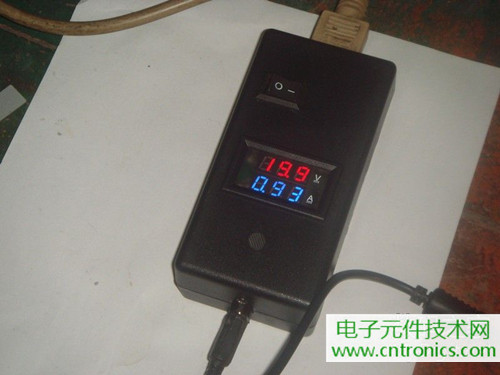 DIY：簡單自制可調移動電源