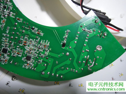 高端大氣上檔次！智能遙控調光LED吸頂燈拆解