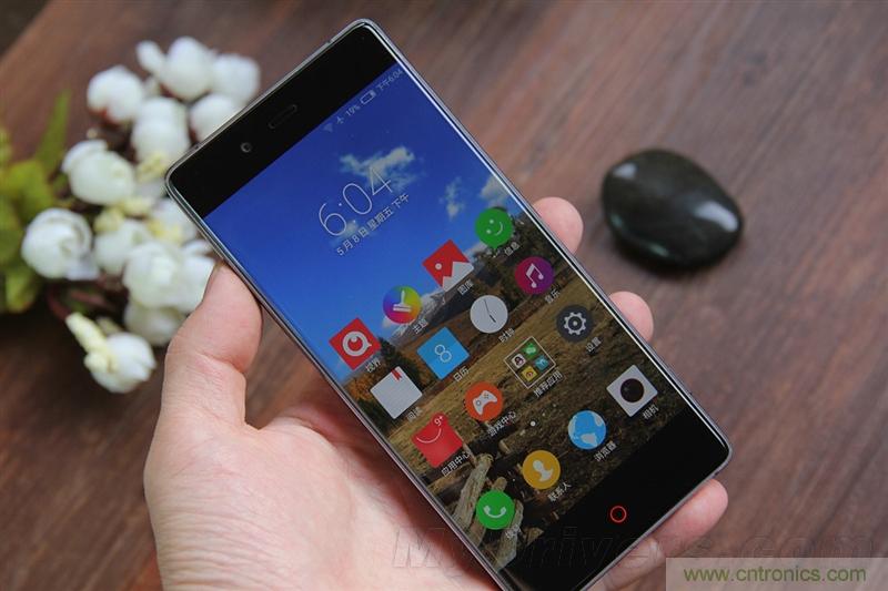 無邊框的 nubia Z9 ，一款既有驚喜，又有驚艷的智能手機