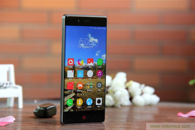 無邊框的 nubia Z9 ，一款既有驚喜，又有驚艷的智能手機