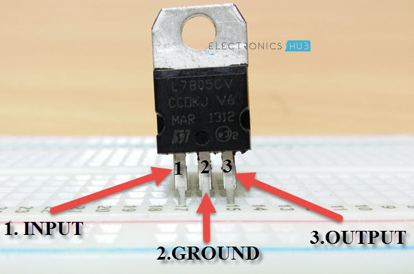 了解7805 IC電壓調節器